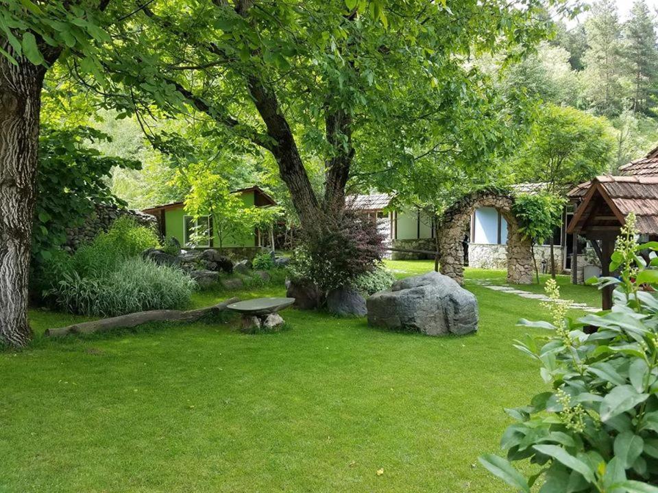 Eco Garden Bed & Breakfast Dilijan Eksteriør bilde