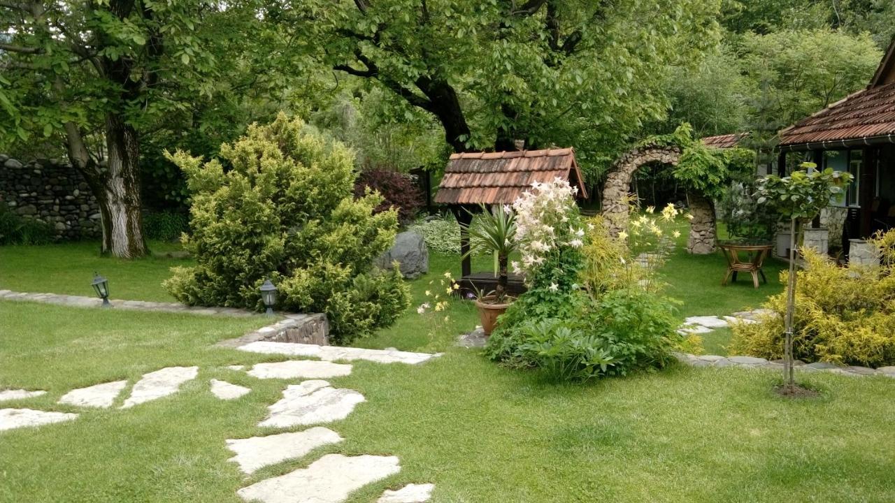 Eco Garden Bed & Breakfast Dilijan Eksteriør bilde