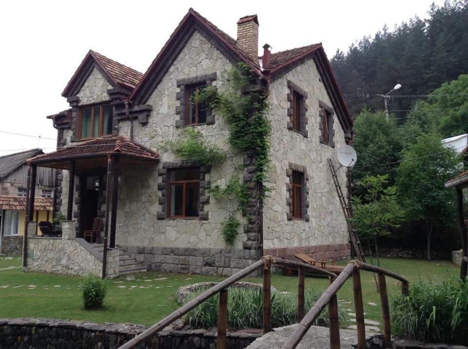 Eco Garden Bed & Breakfast Dilijan Eksteriør bilde